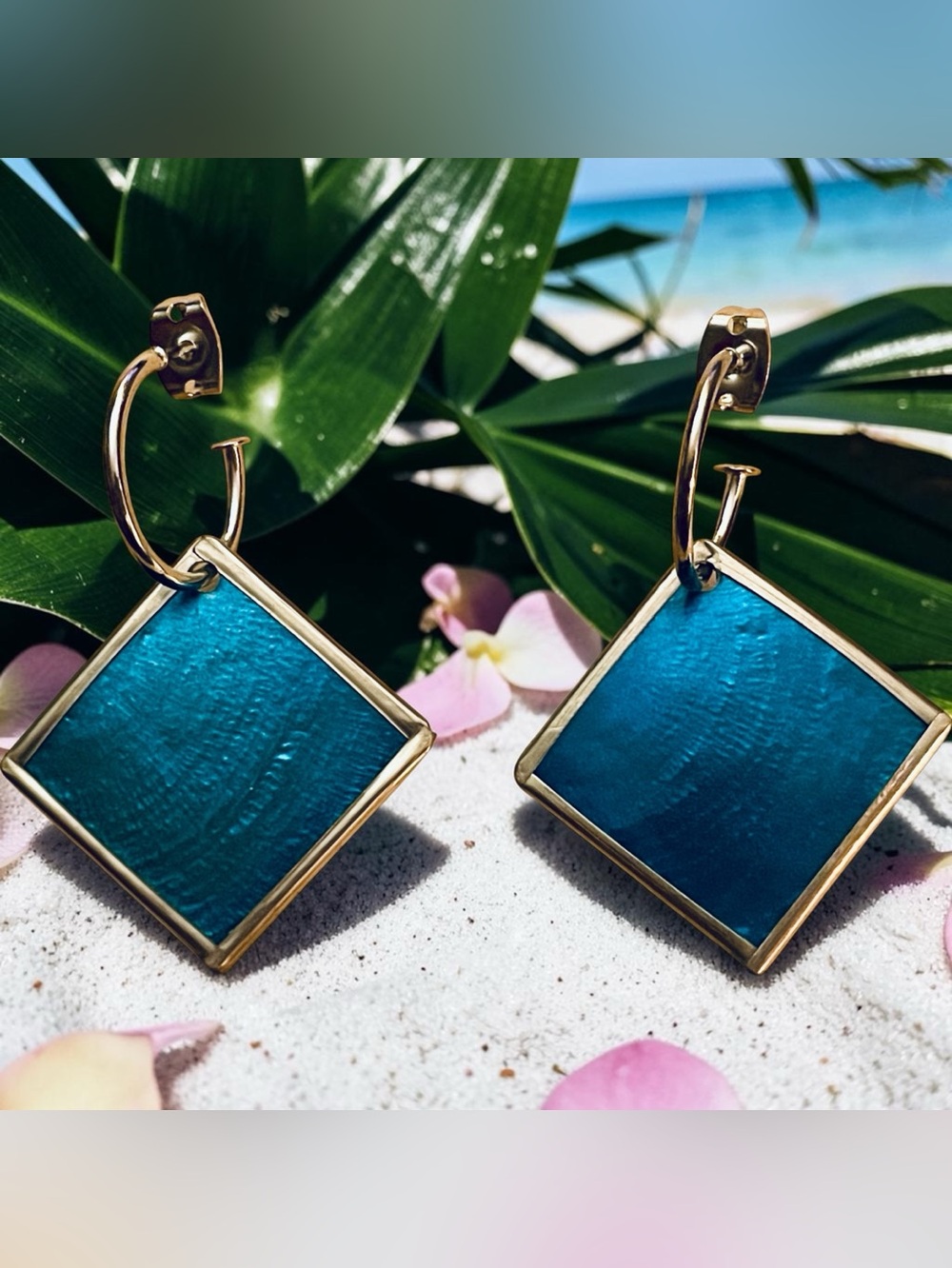 Capiz Shell Earrings by Culture Mix - Electric Blue